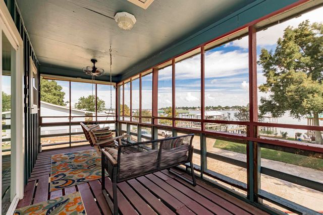 8016 False River Rd, Oscar, LA 70762