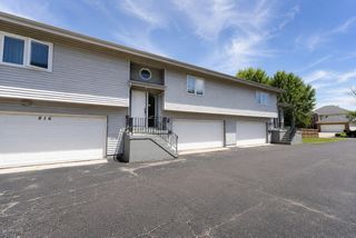 812 Maple Lane, Wheeling, IL 60090