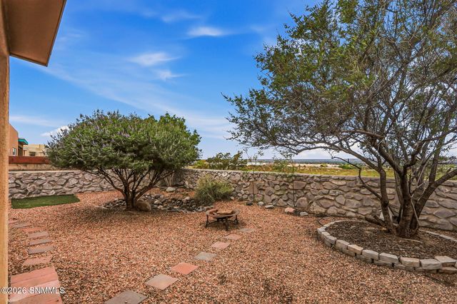 2212 Stone Pine Drive, Las Cruces, NM 88012