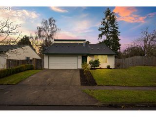 12280 Sw CRESMOOR Dr, Beaverton, OR 97008