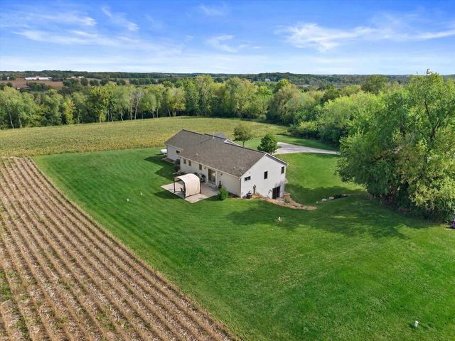 W4234 Spruce Drive, Watertown, WI 53094