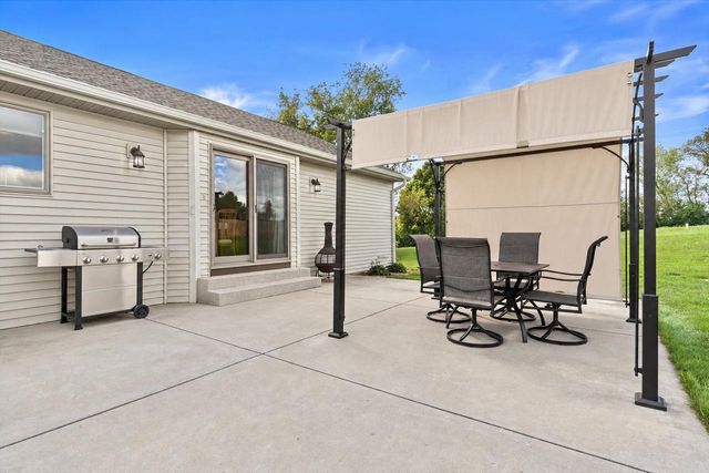 W4234 Spruce Drive, Watertown, WI 53094