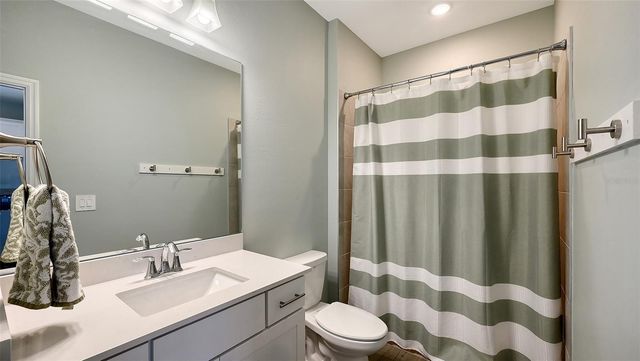 15107 SEA SALT WAY, Bradenton, FL 34211