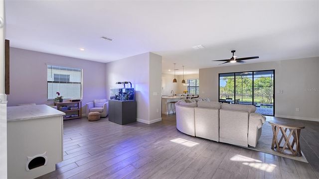 15107 SEA SALT WAY, Bradenton, FL 34211