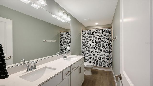 15107 SEA SALT WAY, Bradenton, FL 34211