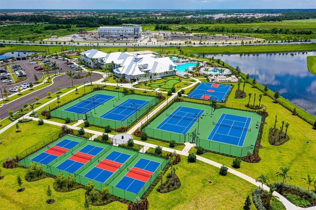 15107 SEA SALT WAY, Bradenton, FL 34211