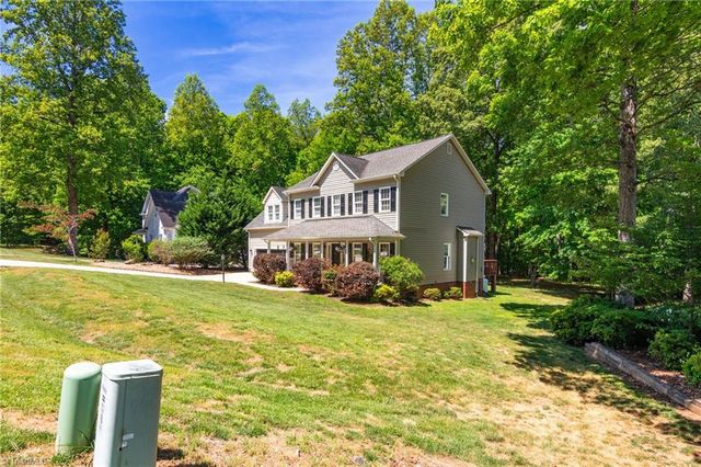 6988 Bethesda Court, Summerfield, NC 27358