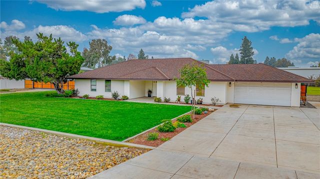 2109 Cambridge, Atwater, CA 95301