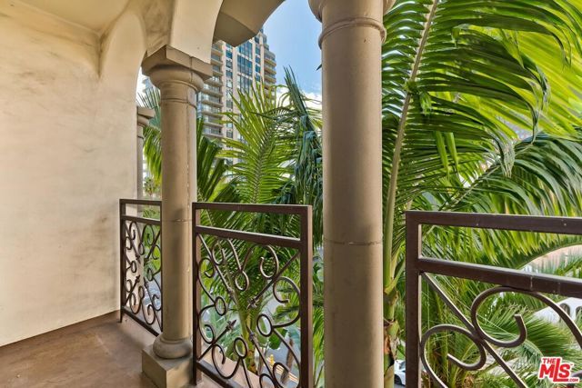 10795 Wilshire Boulevard 403, Los Angeles, CA 90024