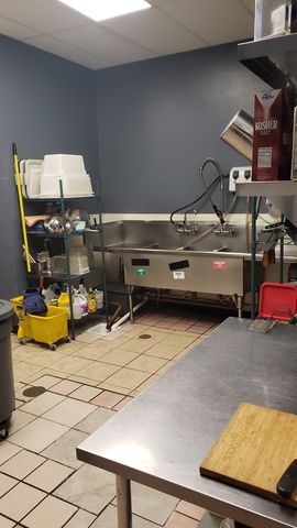 2255 W Taylor Street, Chicago, IL 60612