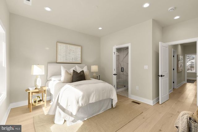 422 WARNER ST NW, Washington, DC 20001