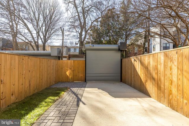 422 WARNER ST NW, Washington, DC 20001