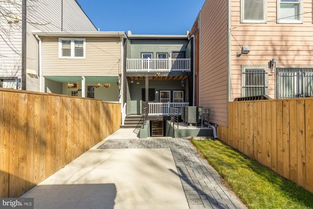 422 WARNER ST NW, Washington, DC 20001