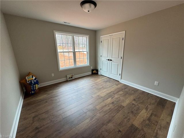 901 Kingsway Drive, King, NC 27021