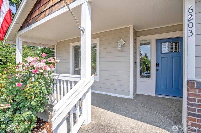 6203 119th Street E, Puyallup, WA 98373