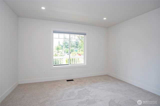 6203 119th Street E, Puyallup, WA 98373