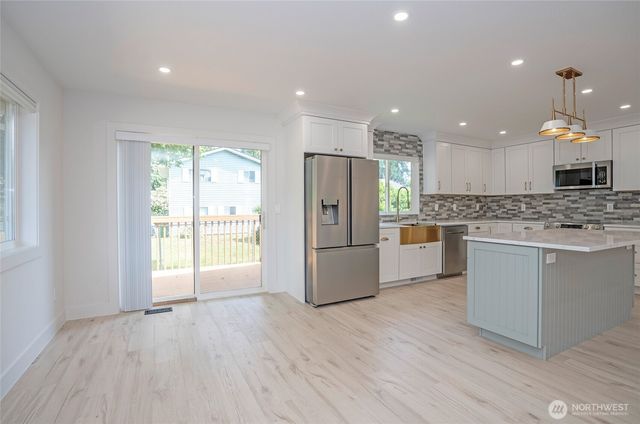 6203 119th Street E, Puyallup, WA 98373