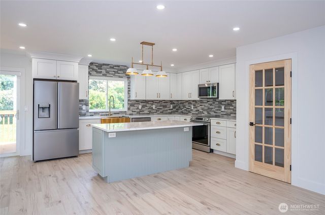 6203 119th Street E, Puyallup, WA 98373