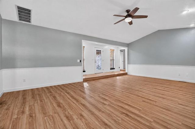 9909 S Allen Drive, Oklahoma City, OK 73139
