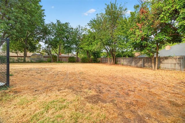 9909 S Allen Drive, Oklahoma City, OK 73139