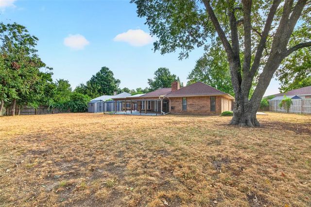 9909 S Allen Drive, Oklahoma City, OK 73139