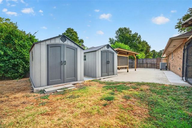9909 S Allen Drive, Oklahoma City, OK 73139