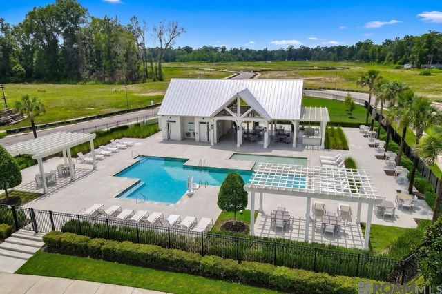13414 Magnolia Square Dr, Central, LA 70818