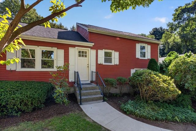 356 Springfield St, Wilbraham, MA 01095