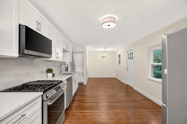 356 Springfield St, Wilbraham, MA 01095