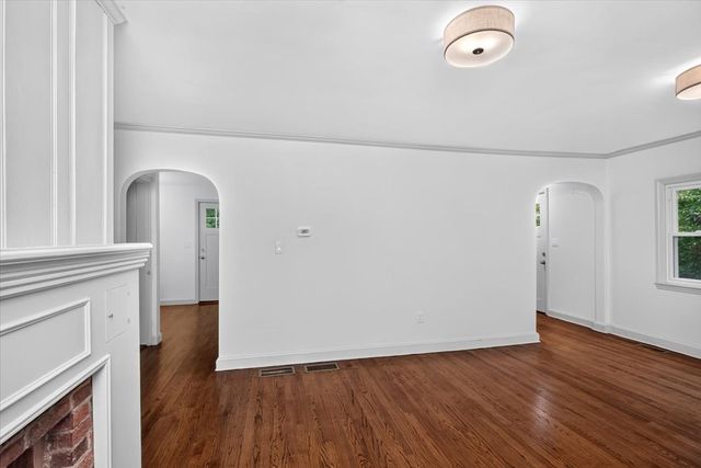 356 Springfield St, Wilbraham, MA 01095