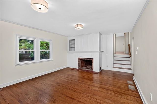 356 Springfield St, Wilbraham, MA 01095