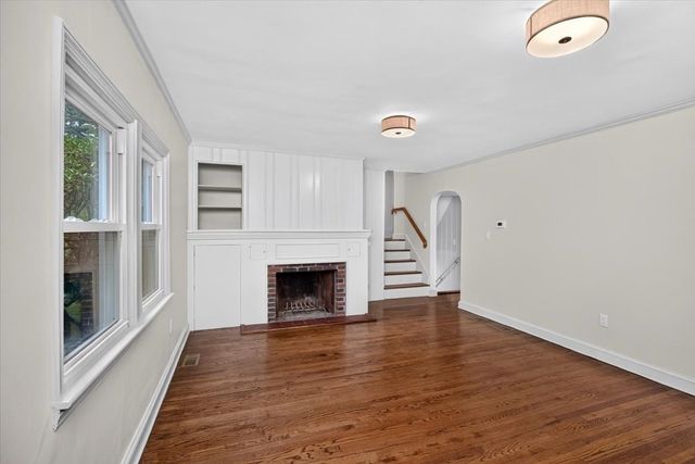 356 Springfield St, Wilbraham, MA 01095