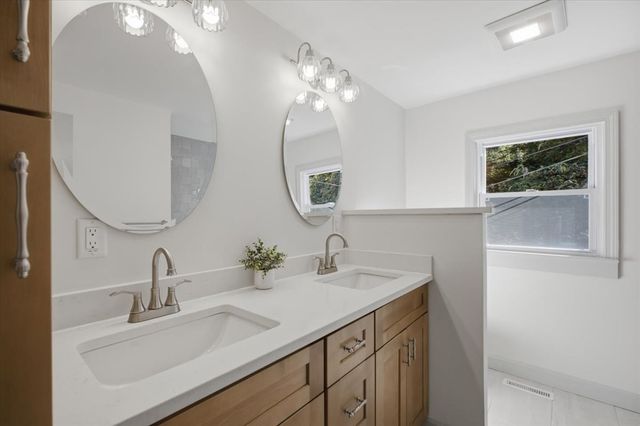 356 Springfield St, Wilbraham, MA 01095