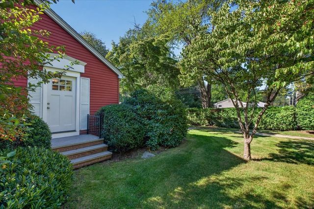 356 Springfield St, Wilbraham, MA 01095