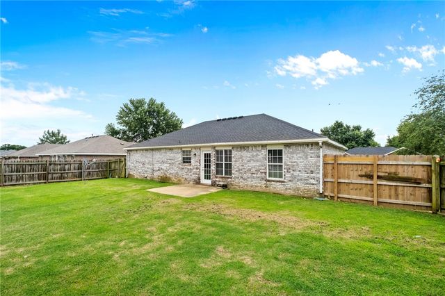 730 Patty Lane, Centerton, AR 72719