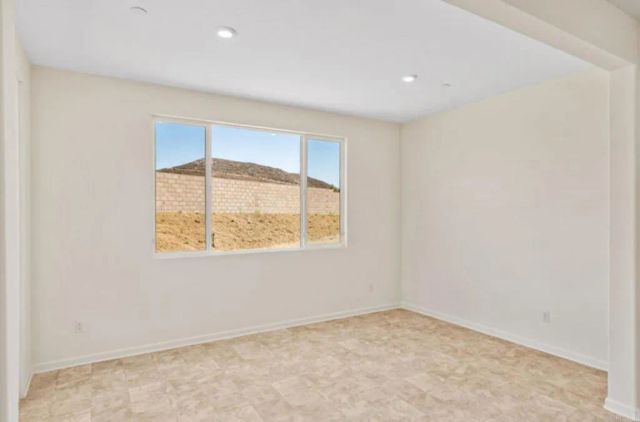 34406 Deer Grass Ct, Winchester, CA 92596