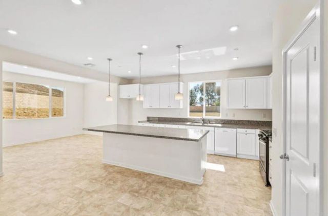 34406 Deer Grass Ct, Winchester, CA 92596