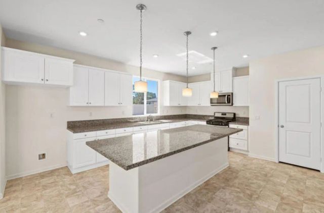 34406 Deer Grass Ct, Winchester, CA 92596