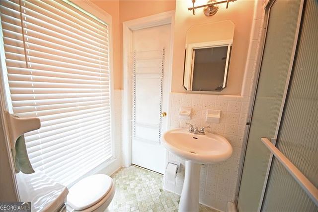 1900 Tara Circle, Douglasville, GA 30135