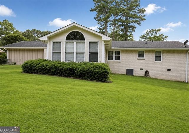 1900 Tara Circle, Douglasville, GA 30135