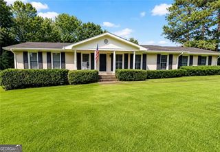 1900 Tara Circle, Douglasville, GA 30135