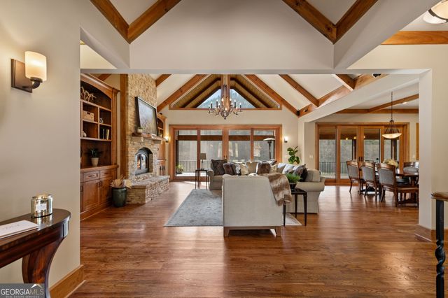 2650 Cutcane Road, Mineral Bluff, GA 30559