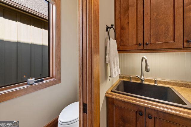 2650 Cutcane Road, Mineral Bluff, GA 30559