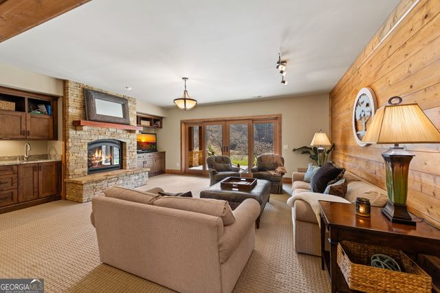 2650 Cutcane Road, Mineral Bluff, GA 30559