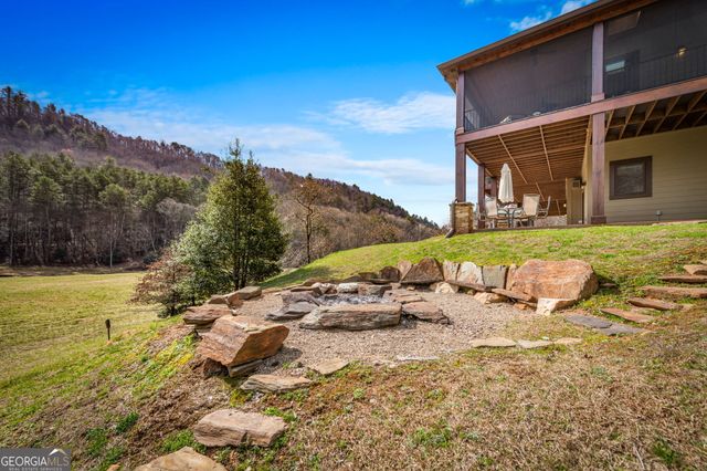 2650 Cutcane Road, Mineral Bluff, GA 30559