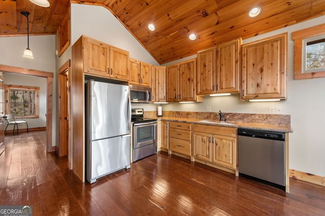 2650 Cutcane Road, Mineral Bluff, GA 30559