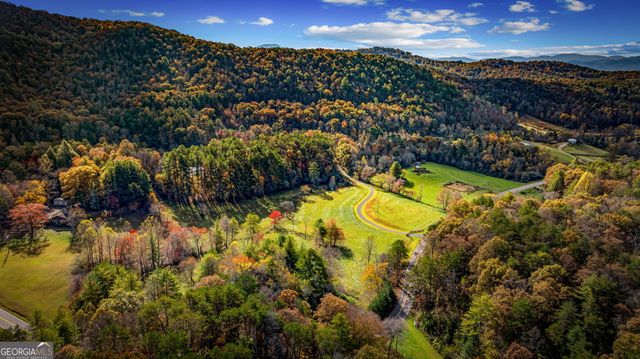 2650 Cutcane Road, Mineral Bluff, GA 30559