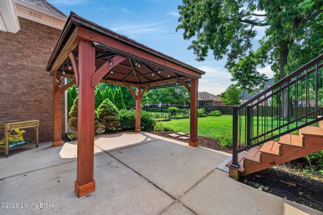 13506 Oliver Station Ct, Louisville, KY 40245