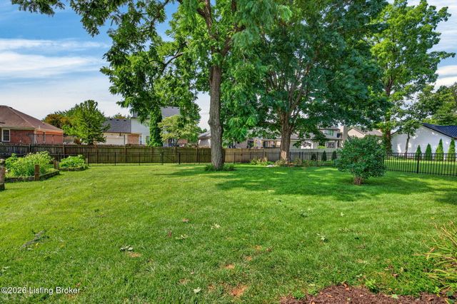 13506 Oliver Station Ct, Louisville, KY 40245