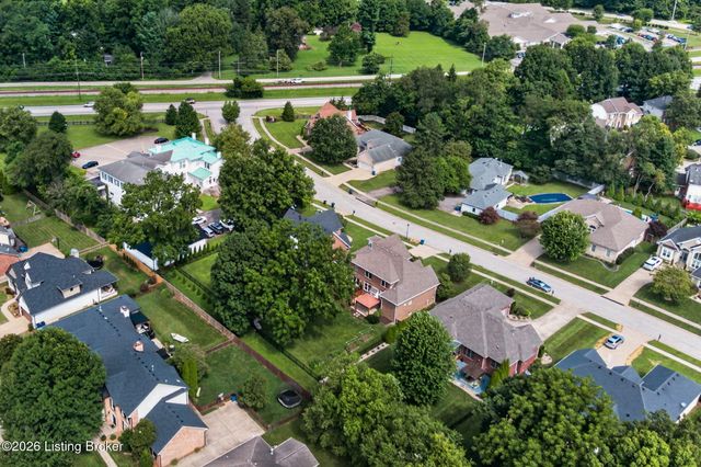 13506 Oliver Station Ct, Louisville, KY 40245